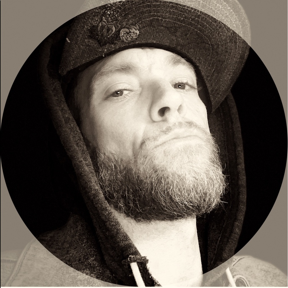 Meet your Posher, Adam